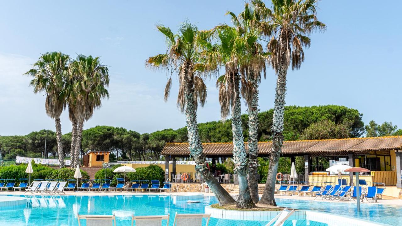 Horse Country Resort Congress & Spa - Hotel Ribot Arborea Exterior photo